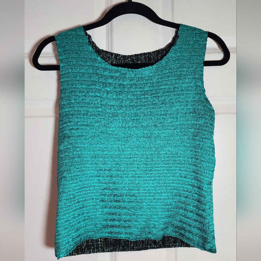 Elegant Teal Black Reversible Sleeveless Textured Top Stretchy